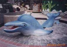 供应小海豚动物雕塑可订制 游乐园景观雕塑 水族馆玻璃钢雕塑摆件