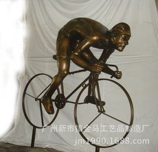 广州金马供应体育运动男人骑自行车比赛圆雕 奥林匹克公园摆件